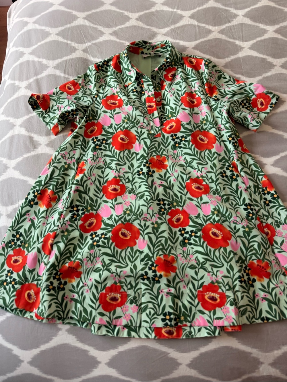 English Factory Green Short-Sleeve Dress with Floral Print
